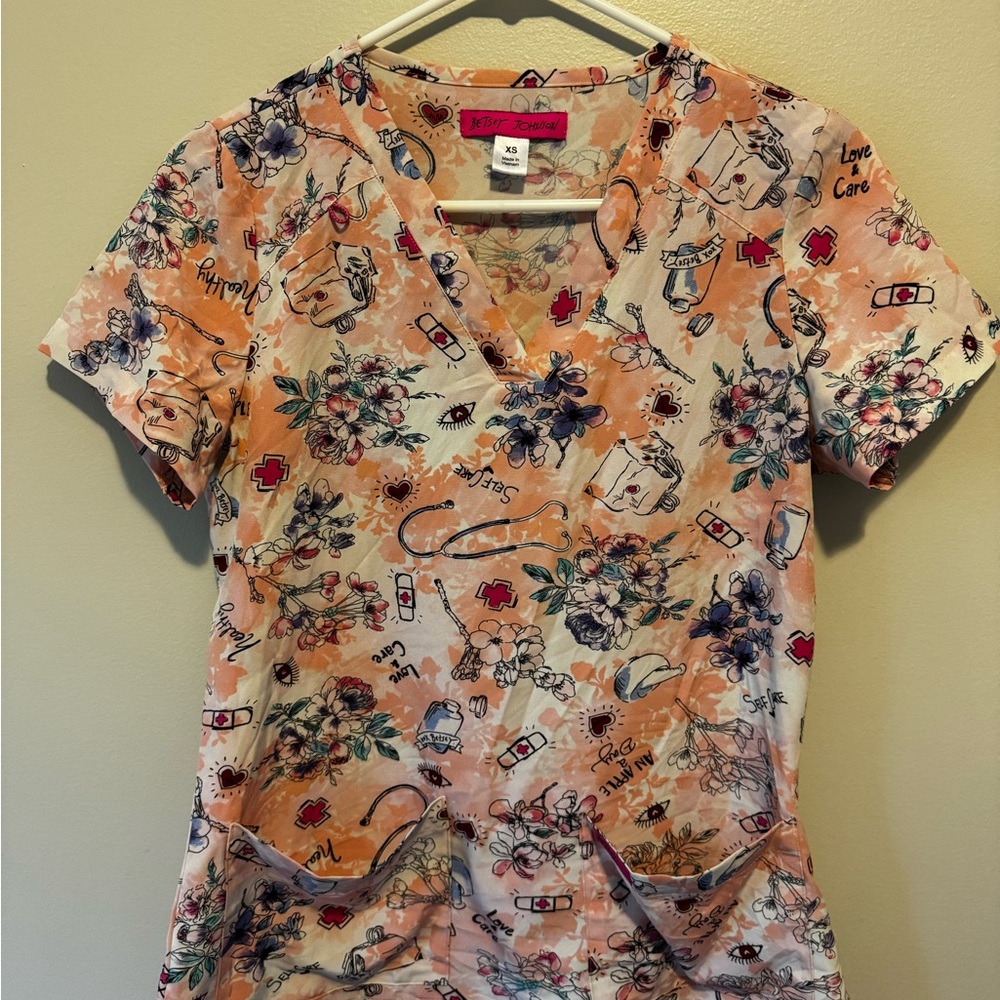 Betsey Johnson Pink Fitted Blouse Short Sleeve